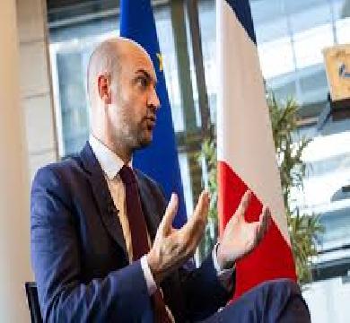 وزير الخارجية الفرنسي : رد قوي علي "ترامب" اذا فرض الرسوم الجمركية